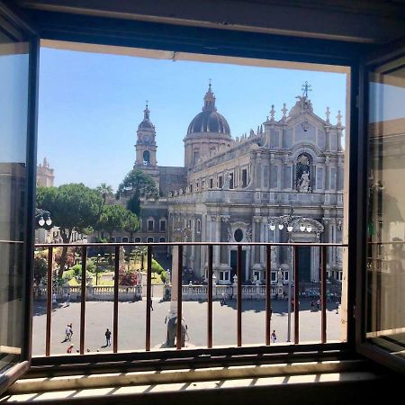 Апартаменты La Finestra Sul Duomo Катания Экстерьер фото